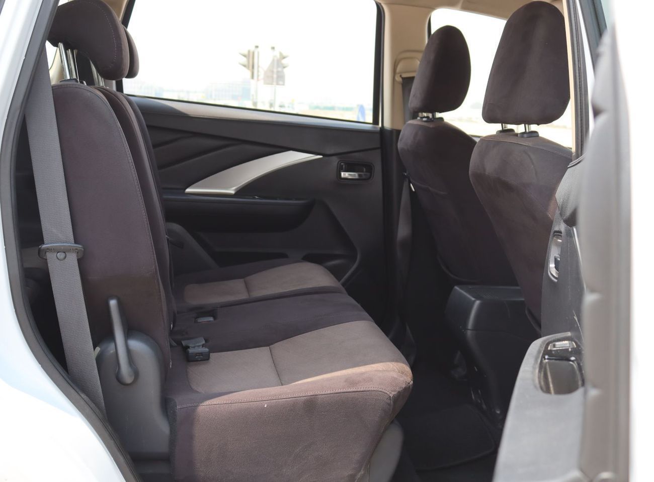 ميتسوبيشي إكسباندر ماتسوبيشى إكسبندر كرووس - موديل 2023 سياره خليجيه بدون حوادث بحاله ممتازه وممشى 73000 كيلو متر