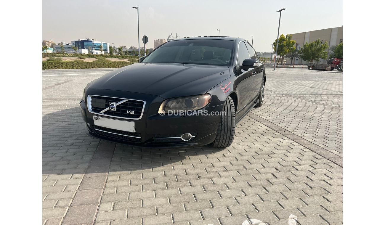 Volvo S80 4.4