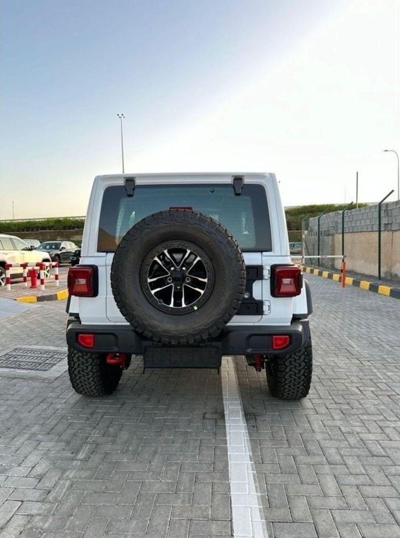 Jeep Wrangler 3.6L PETROL RUBICON AUTOMATIC TRANSMISSION (FOR RE-EXPORT ONLY)