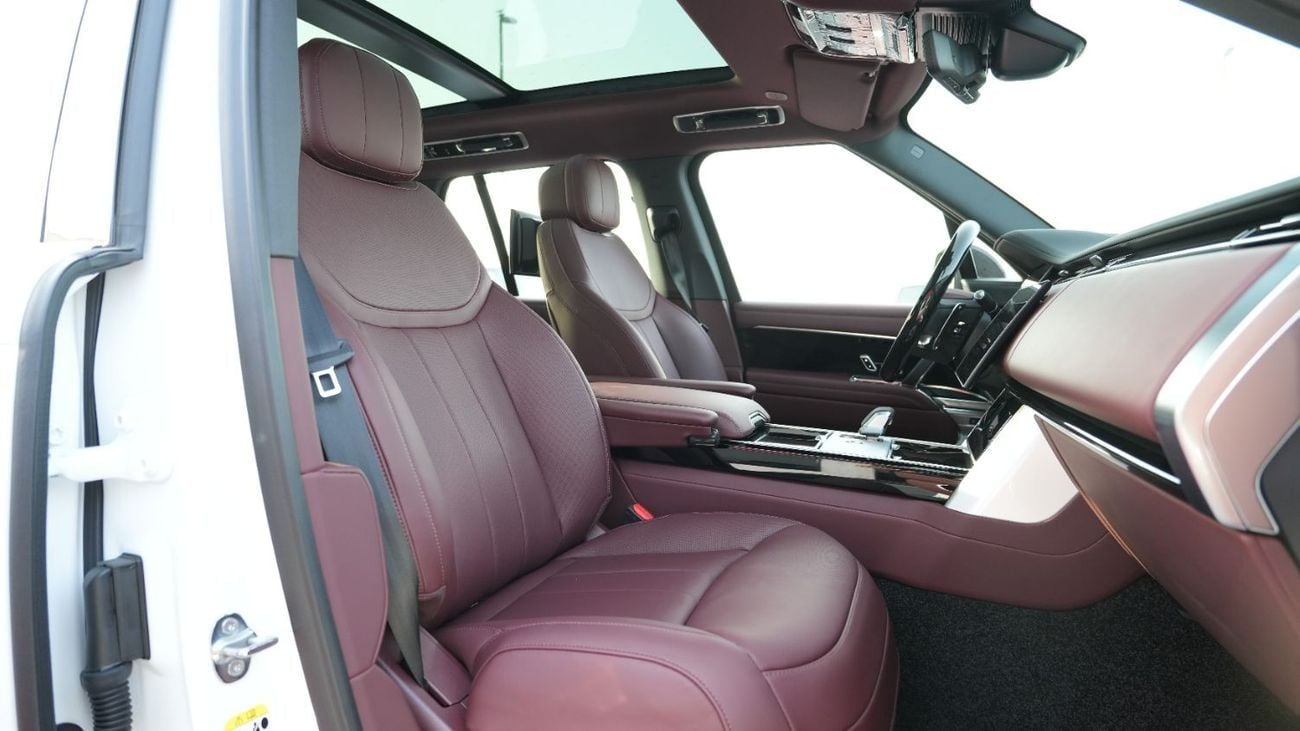 Land Rover Range Rover HSE P400 3.0L V6 White 2026 MY Export Only