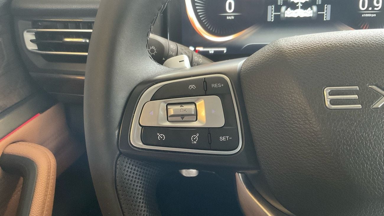 Exeed VX 2.0TGDI LUXURY DCT 4WD | Guaranteed Warranty | 0 Down Payment