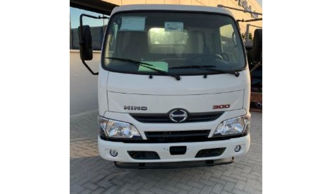 Hino 300 Series Single Cabin Euro 4 Turbo Diesel Chassis Payload Truck