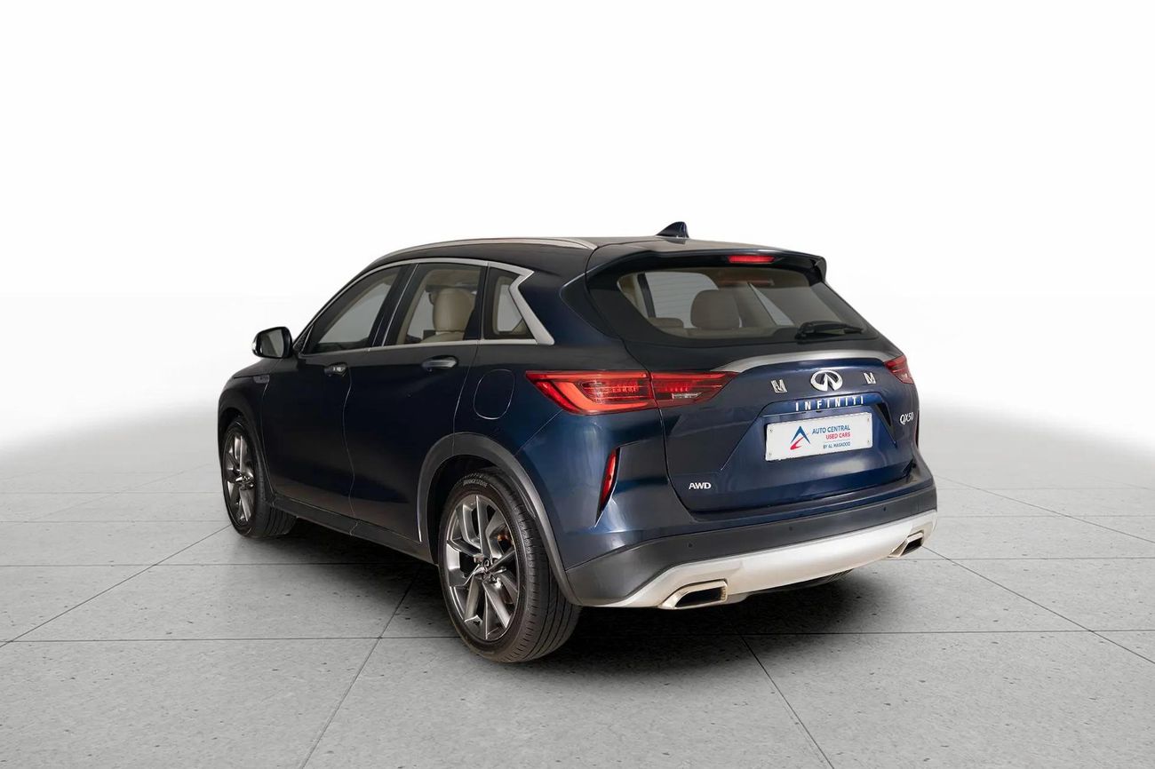 إنفينيتي QX50 LUXE 2.0