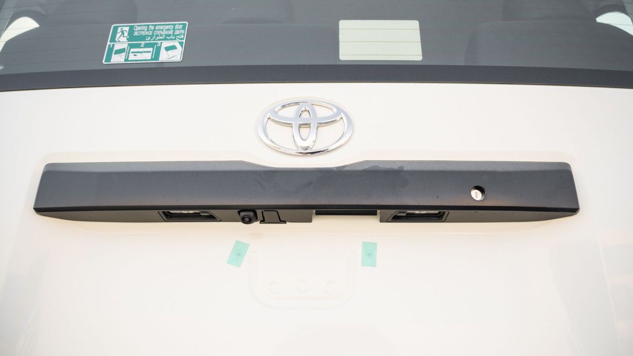 تويوتا هاياس TOYOTA HIACE 3.5 MANUAL 13 SEATER -2026YM