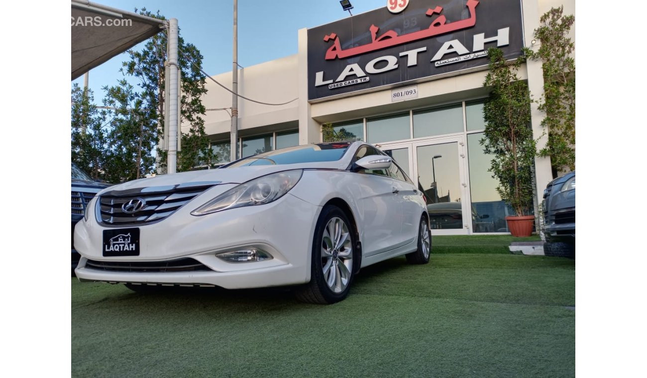 Hyundai Sonata Gulf model 2012, panorama, fingerprint, cruise control, wheels, sensors, screen, rear camera, in exc