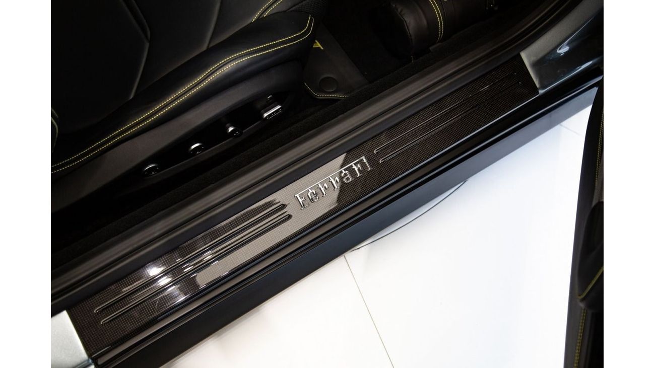 فيراري جي تي سي 4  لوسو Ferrari GTC4LUSSO T V8