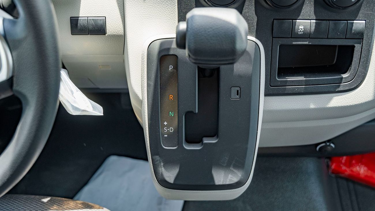 تويوتا هاياس 2025 Toyota Hiace High Roof cargo RWD 3.5L petrol AT