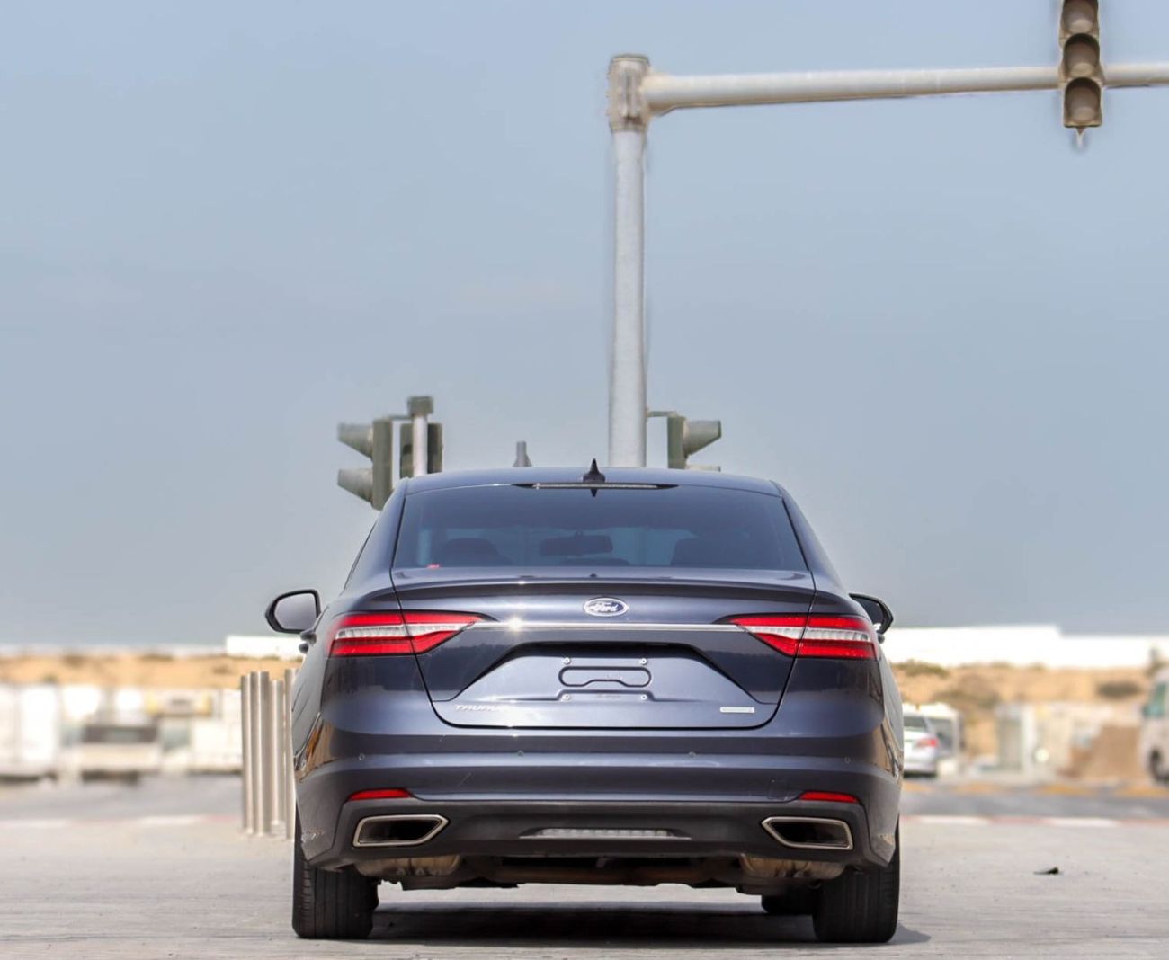 Ford Taurus Ford Taurus  2020 GCC , accident-free, in excellent condition, 1260 P.M