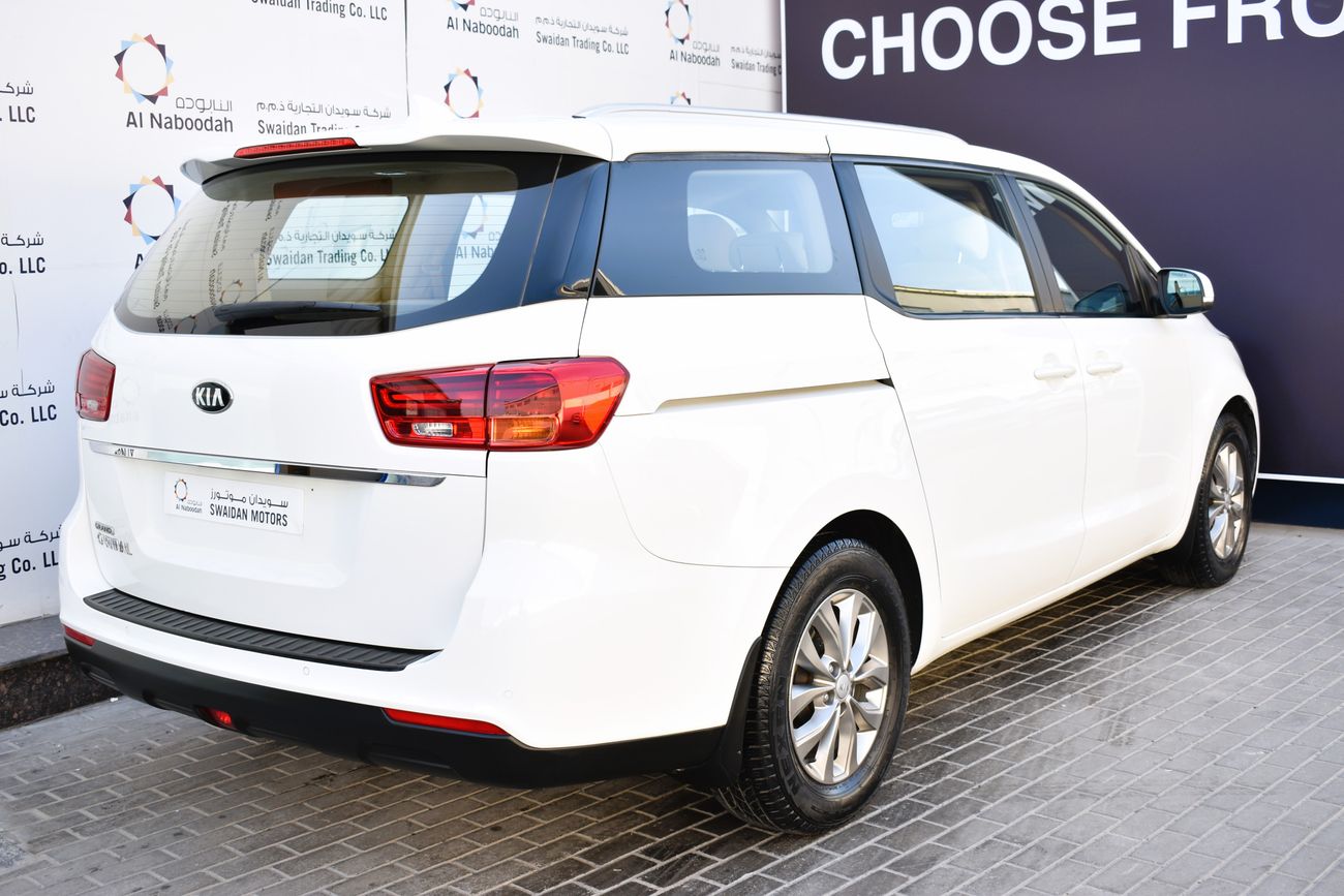 كيا كارنيفال AED 1359 PM | GRAND 3.3L LX V6 GCC DEALER WARRANTY