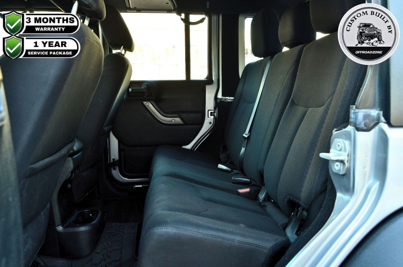 Jeep Wrangler Unlimited Sport 3.6L A/T