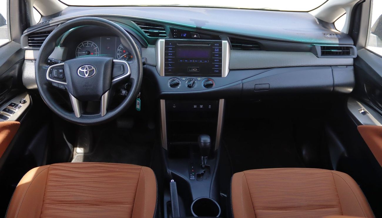 Toyota Innova SE+ 2.7L