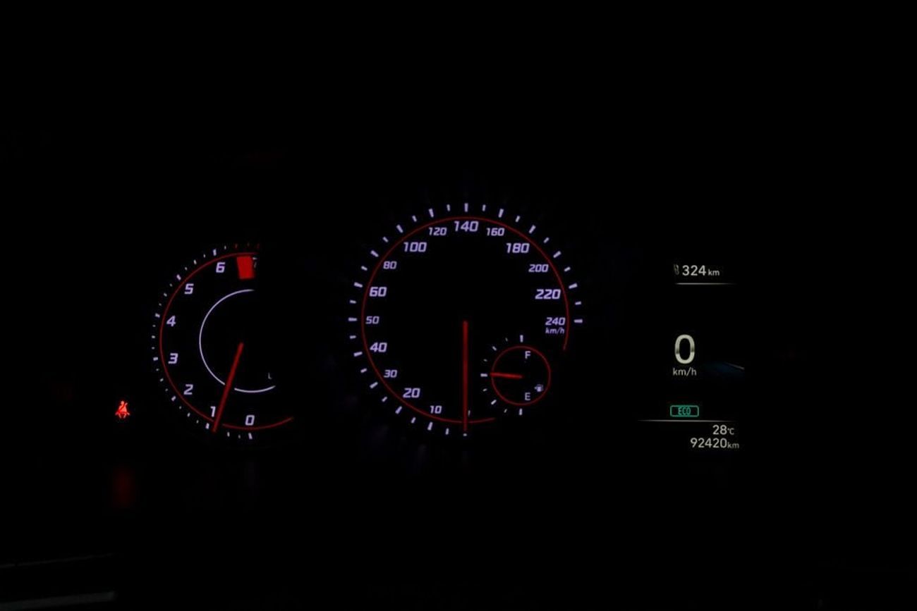 Hyundai Elantra Smart 1.6L