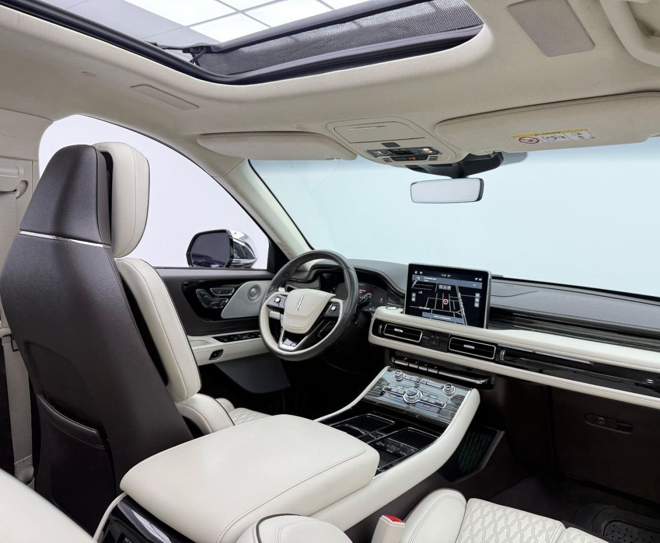 Lincoln Aviator Presidential 3.0L 2021 Lincoln Aviator Presidential, 2026 Warranty + Service Pack, 7 Seater, Low Km,