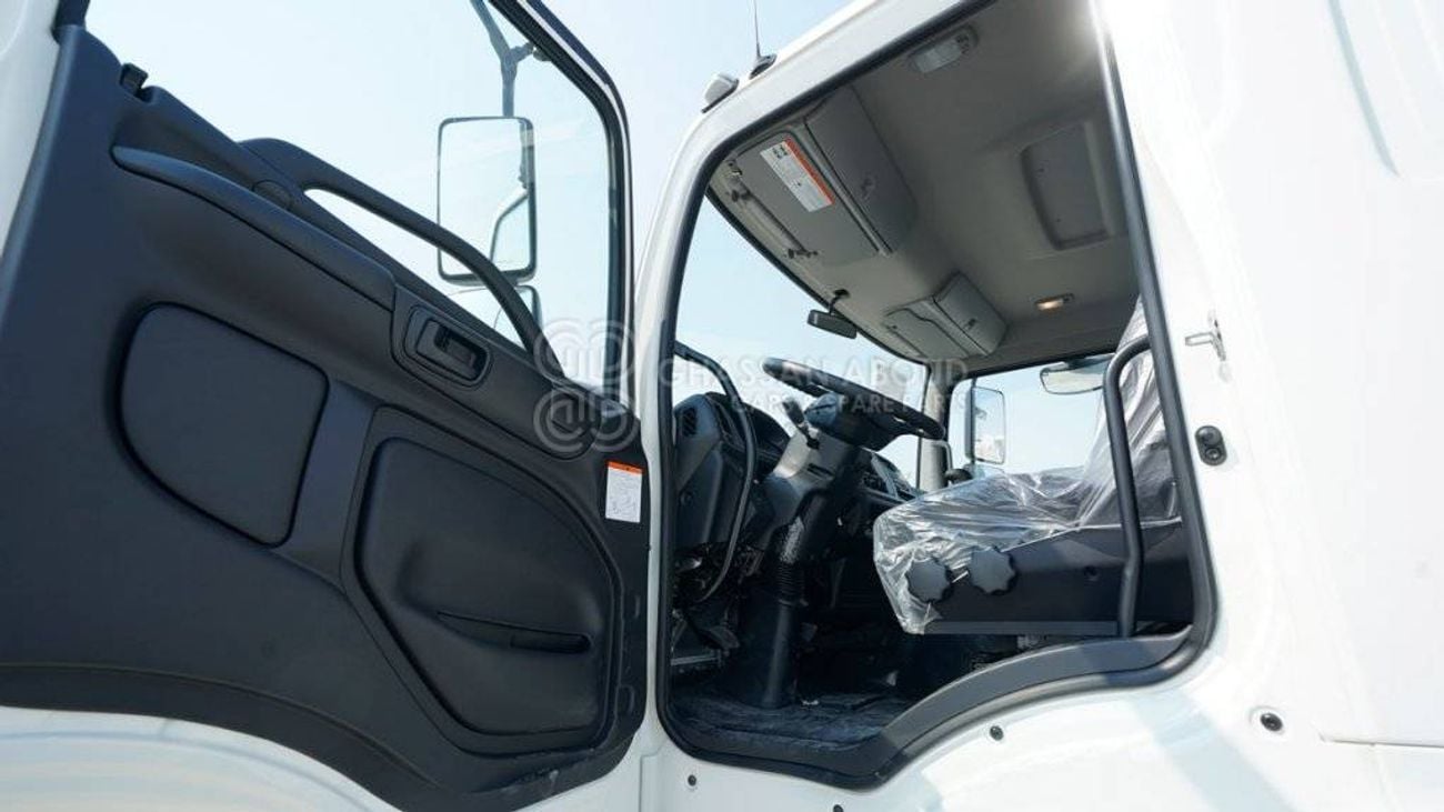 Hino 500 HINO FM 2829 Chassis GVW 28 Ton, Single Cab 6 × 4 with Bed Space, M/T MY23