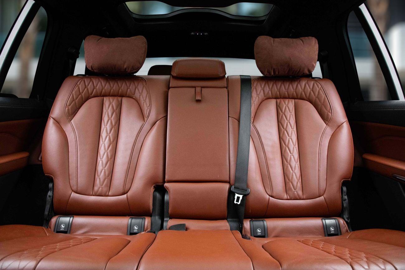 BMW X7 X7 40i M Sport | 4,407 P.M | 0% Downpayment | X7 40i M Sport | BMW Warranty 2027!