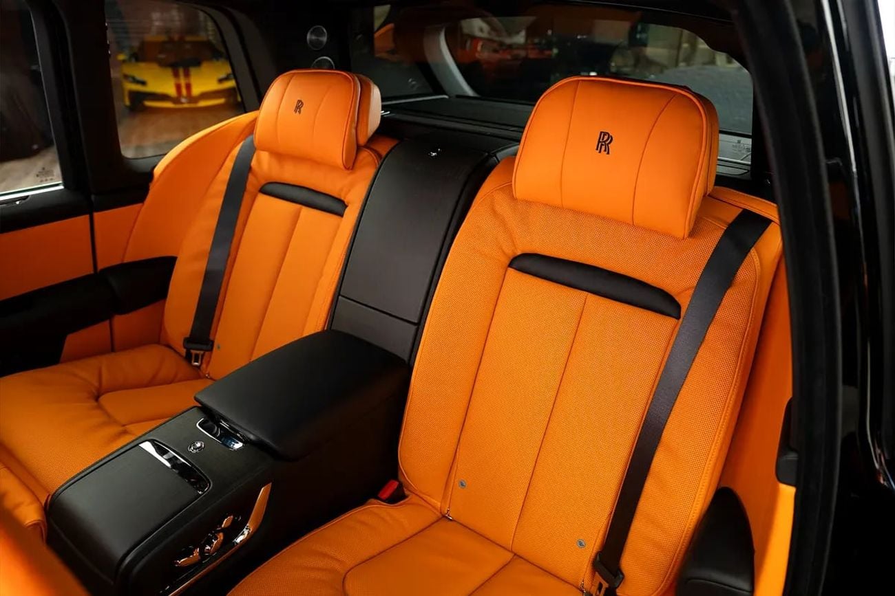 Rolls Royce Cullinan ROLLS ROYCE | CULLINAN SERIES 2 | SILVER BADGE | 2026MY BRAND NEW STD
