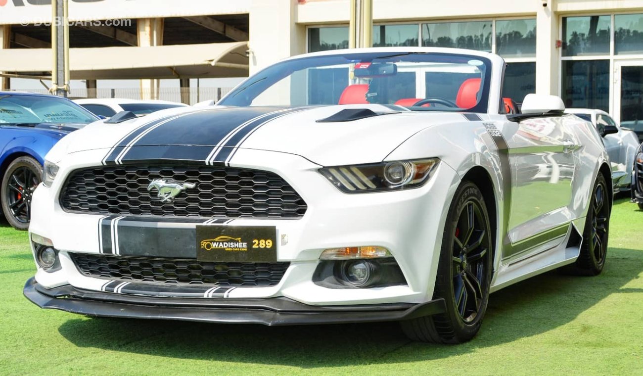 Ford Mustang Mustang Eco-Boost V4 2.3L 2017/Leather Interior/FullOption/Very Good Condition