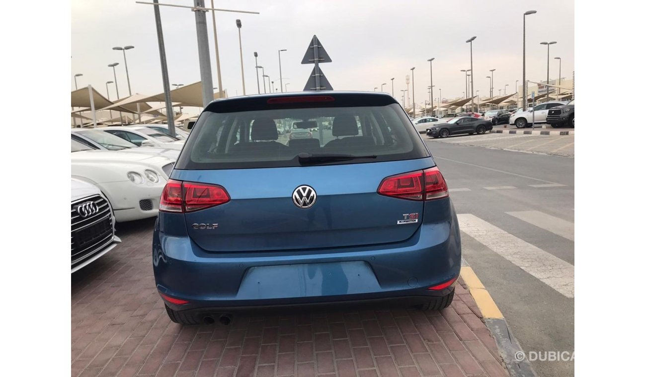 Volkswagen Golf Golf TSI model2016 GCC car prefect condition full option low mileage