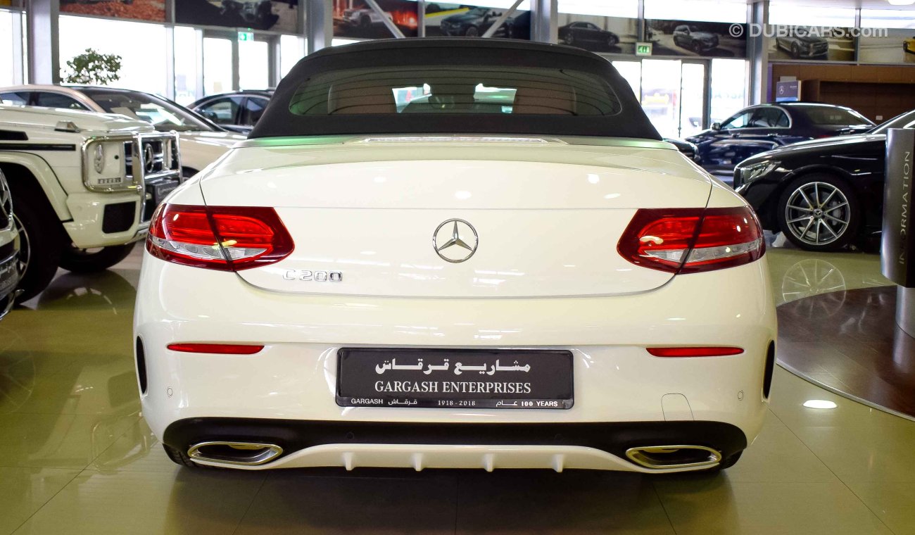 مرسيدس بنز C200 CABRIO with Black Soft Top low mileage