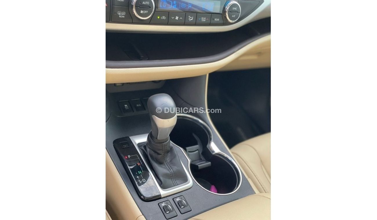 Toyota Highlander 2019 Toyota Highlander XLE 4x4 Full Option / EXPORT ONLY / فقط للتصدير
