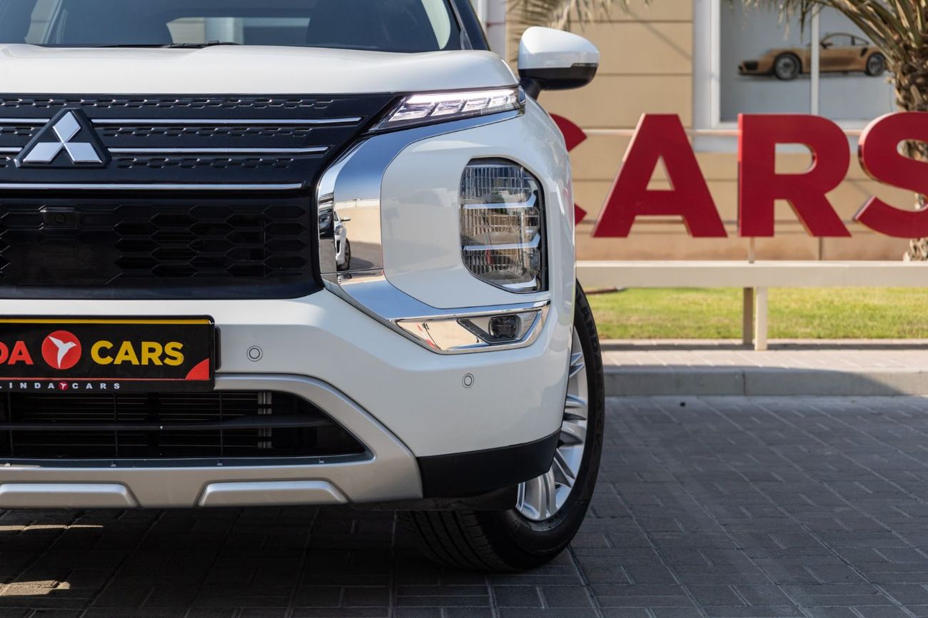 Mitsubishi Outlander GLX Basic 2.4L (7 Seater)