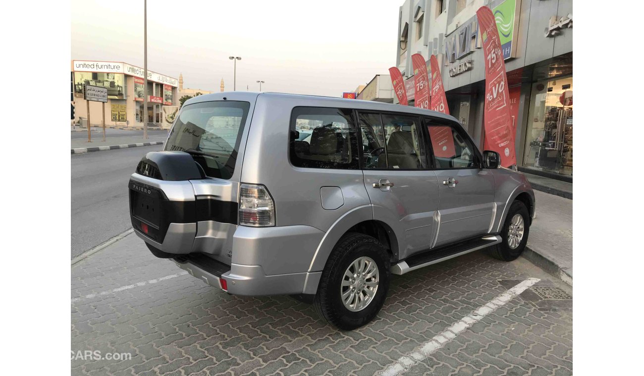 ميتسوبيشي باجيرو Mitsubishi Pajero 2015