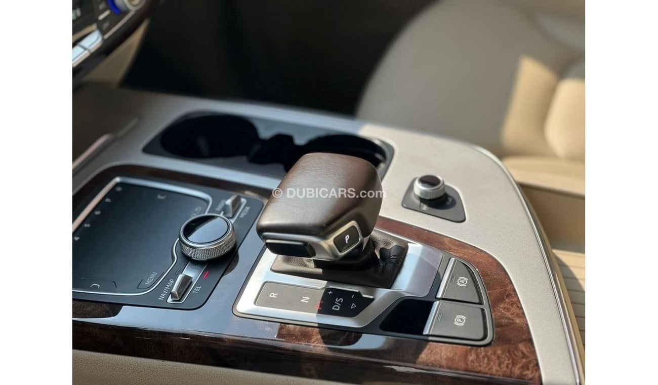 أودي Q7 45 TFSI quattro