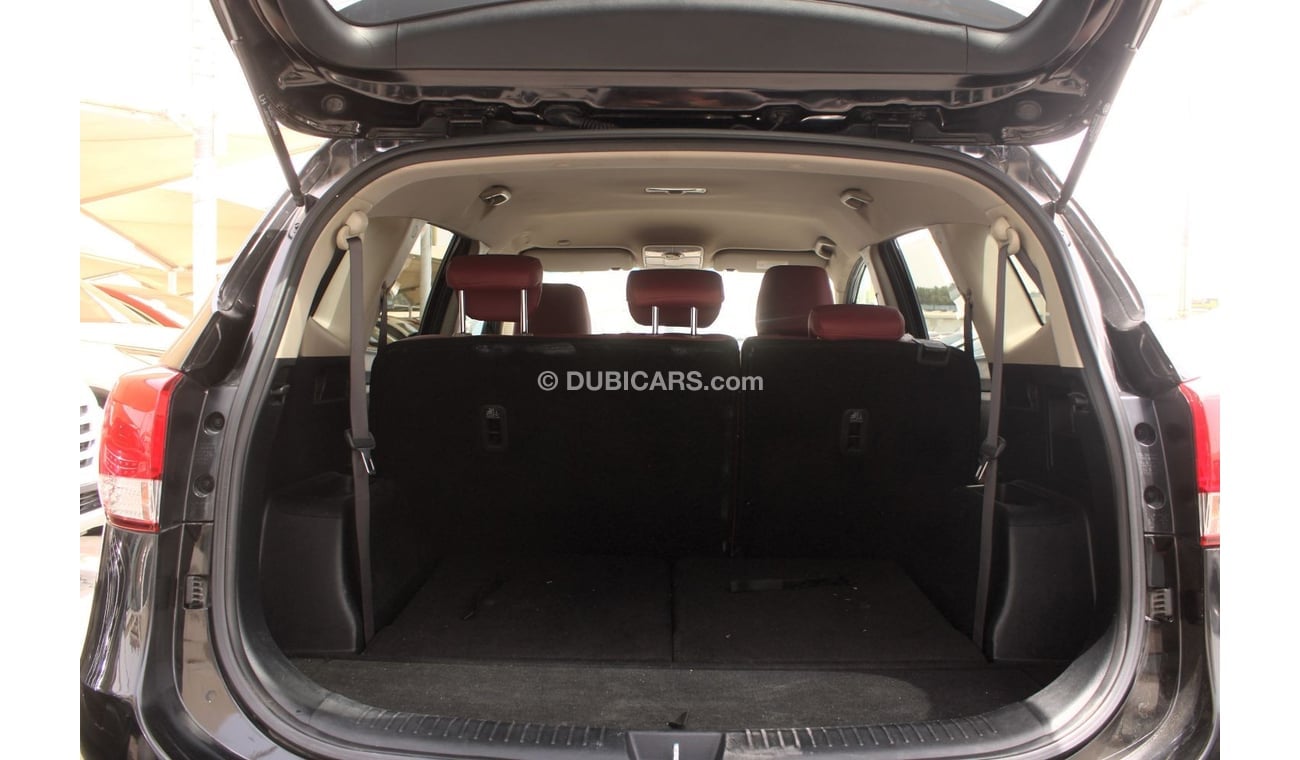 Kia Carens EX KIA CARENS - 2016 - MID OPTION - ENGINE 1600 CC - GCC - PERFECT CONDITION INSIDE OUT