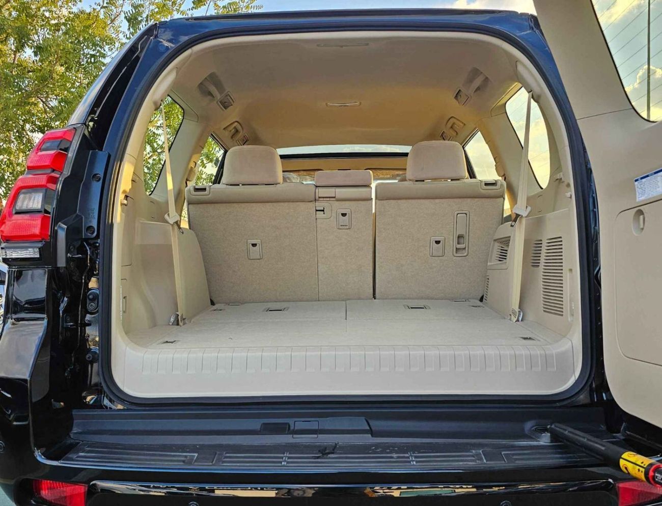 Toyota Prado GXR / 4.0L PETROL / SUNROOF / COOL BOX / DVD+CAMERA / AUTO AC / (CODE # PSR40GXRU) *RAMADAN OFFER*