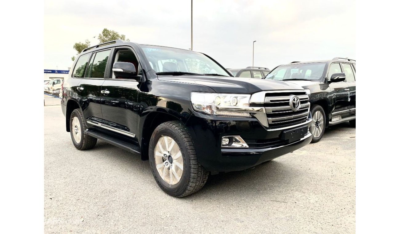 Toyota Land Cruiser Elegance Diesel A/T with MBS Comfort Edition