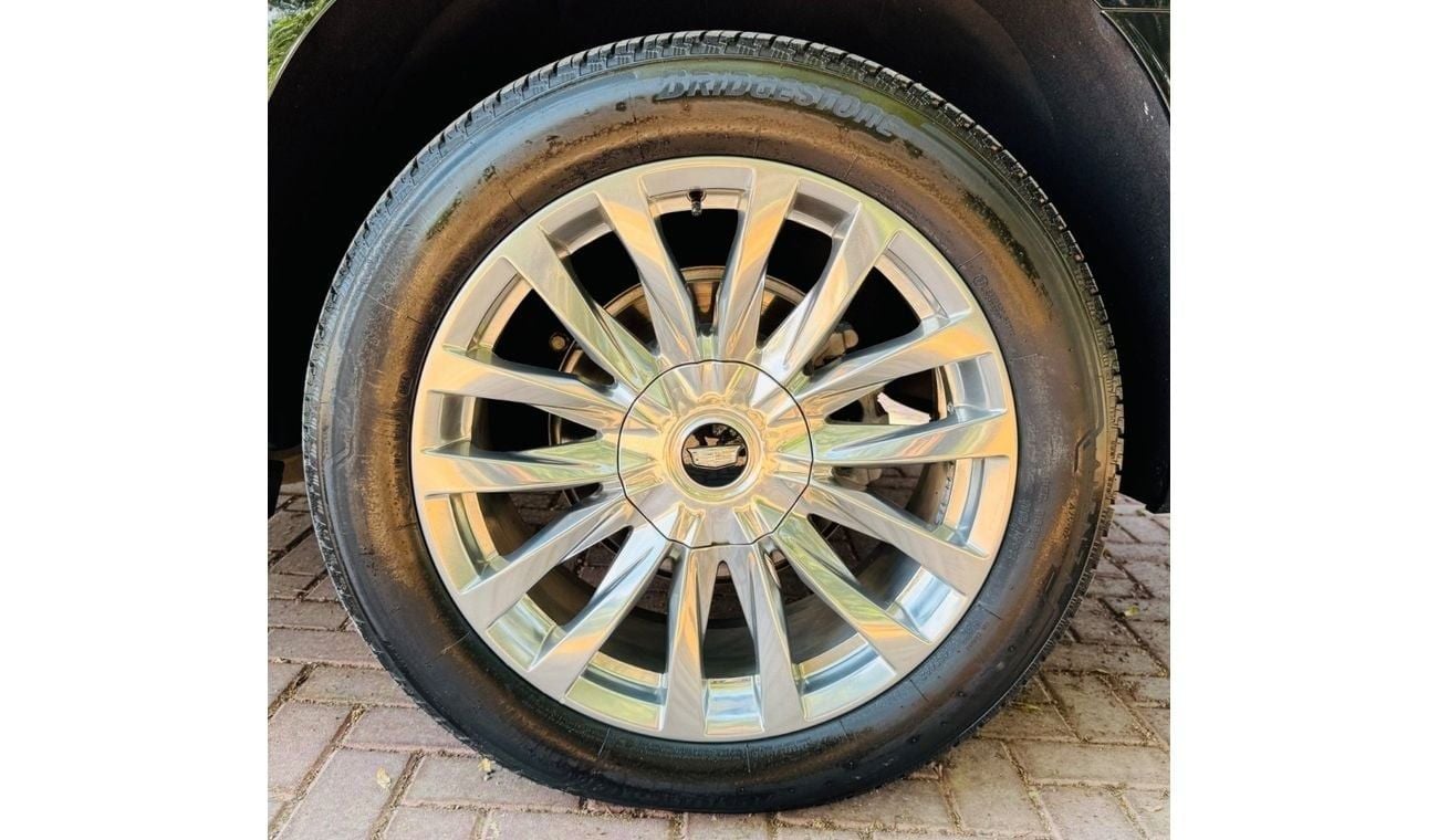 Cadillac Escalade Premium Luxury 6.2L 4WD