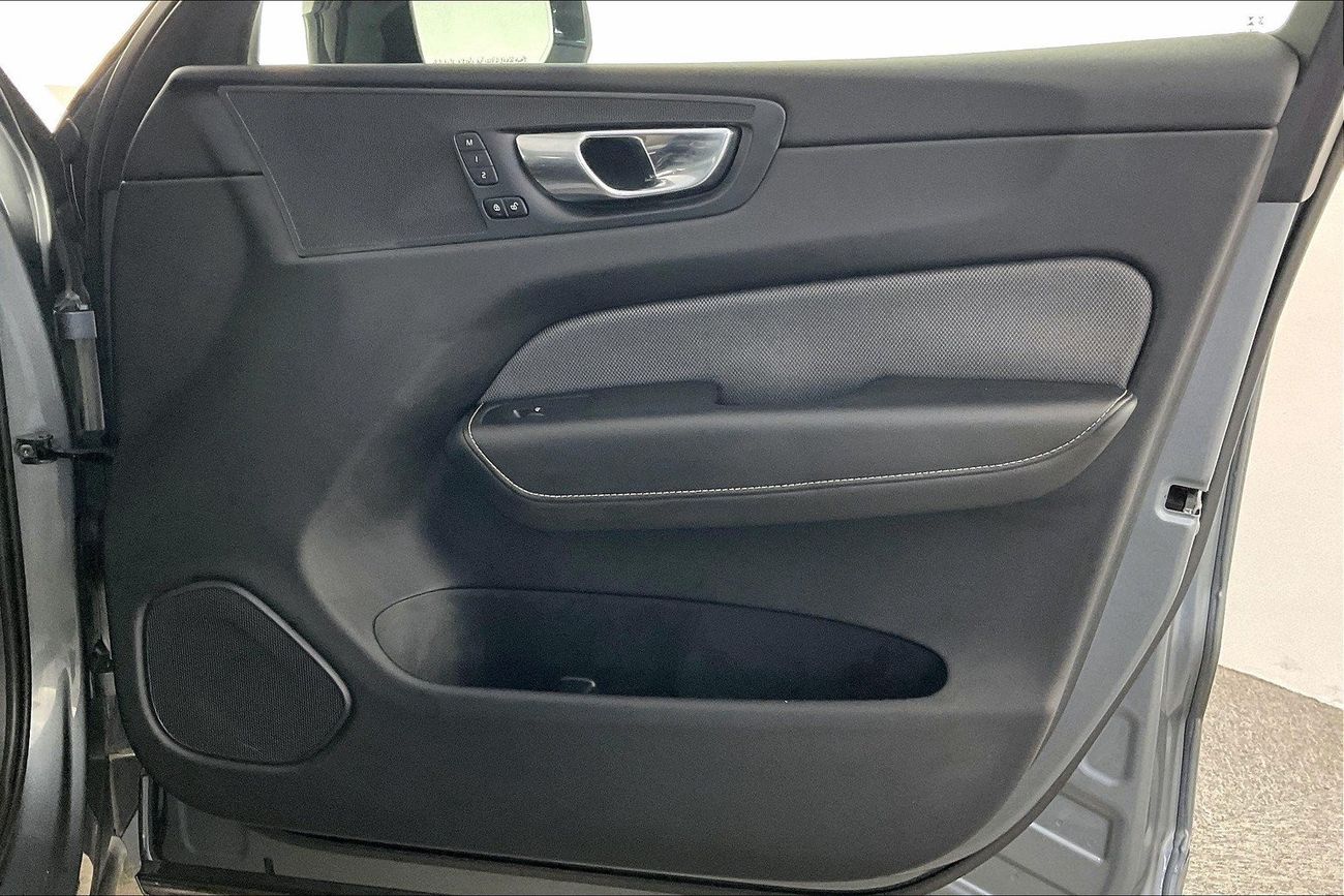 كاديلاك XT6 Premium Luxury | شامل الضمان | 0 ﺪﻔﻋﺓ ﺃﻮﻟﻯ