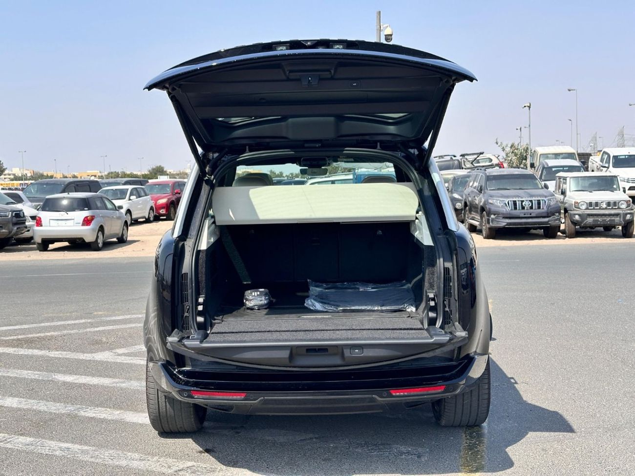 Land Rover Range Rover Sport LAND ROVER RANGE ROVER HSE 3.0L 4WD SUV 2025