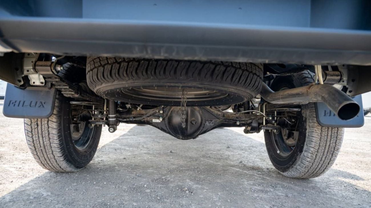 Toyota Hilux DLX-G Automatic| 2.4L | 4WD | Diesel | 5 Seats | 4 Doors