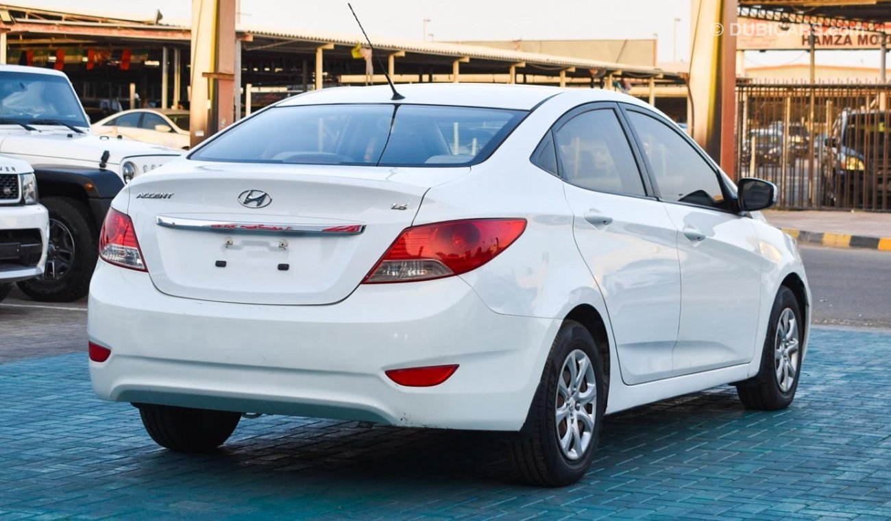 Hyundai Accent