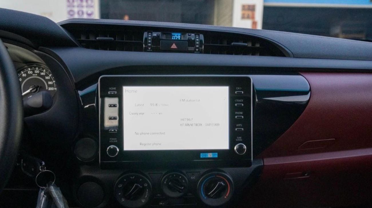 تويوتا هيلوكس 2.0l single cabin manual