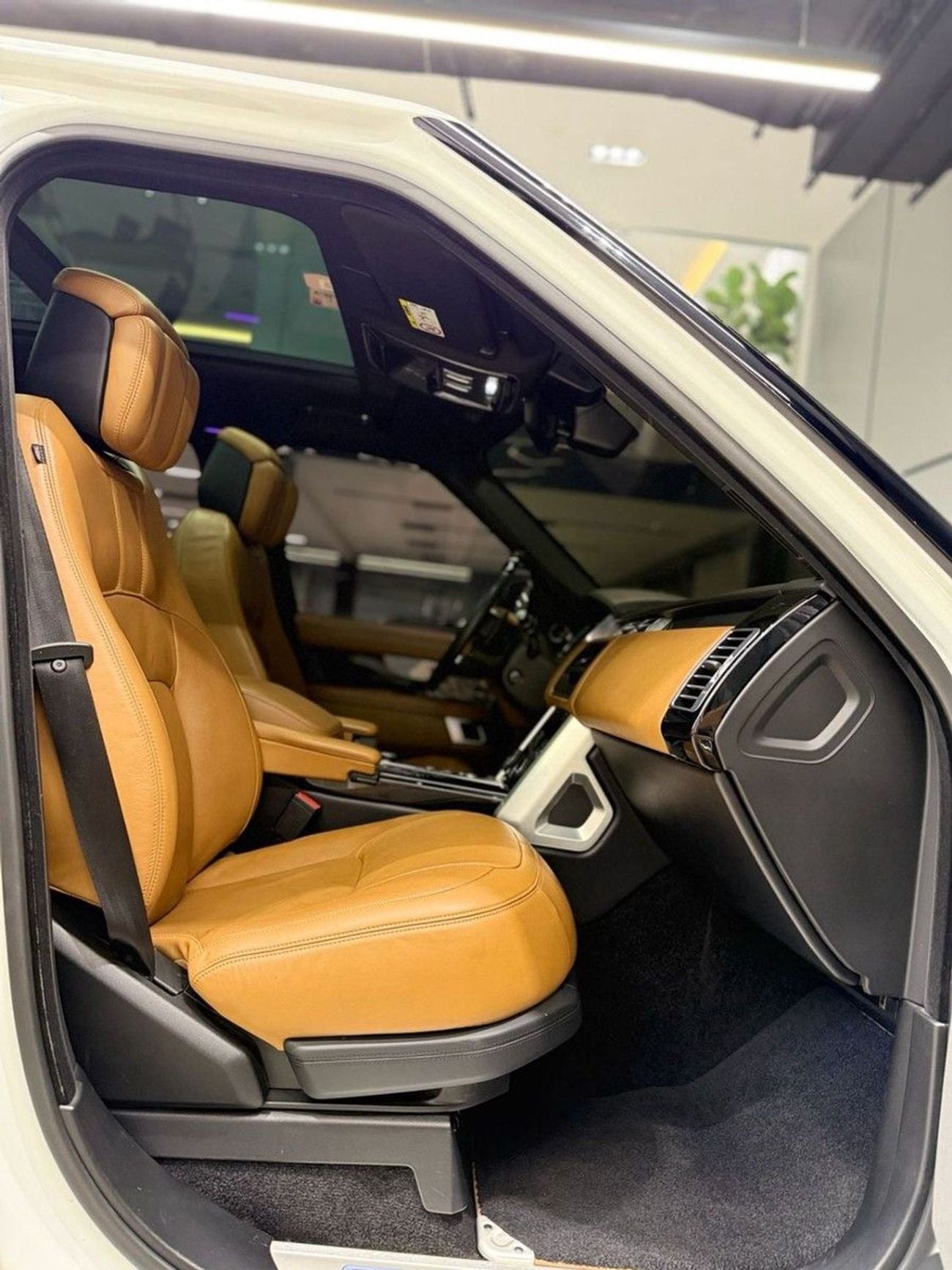 Land Rover Range Rover VOGUE SE Land Rover Range Rover 2020 GCC specs