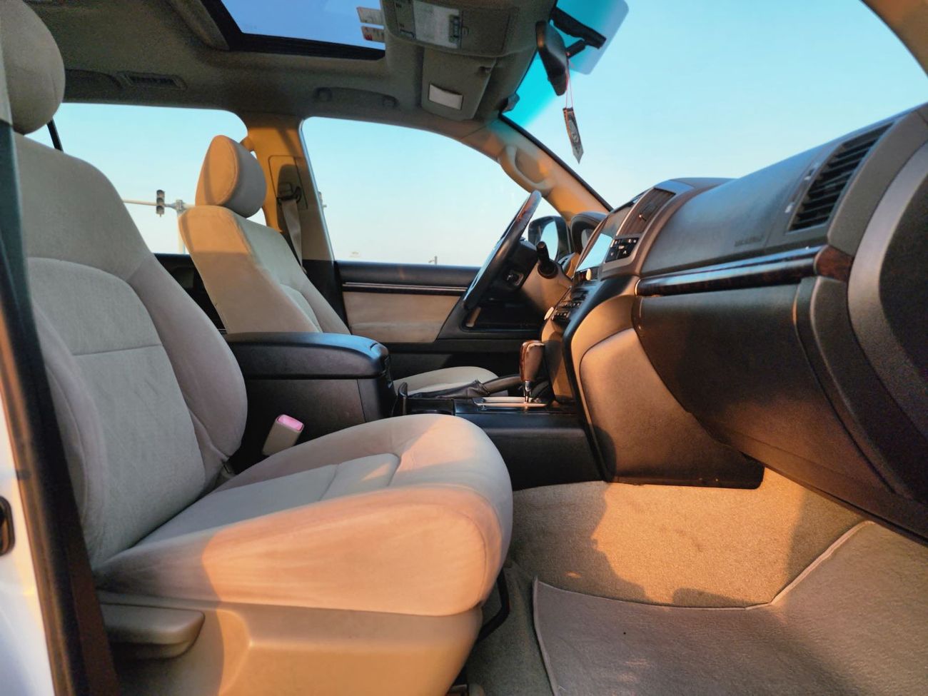 Toyota Land Cruiser GX.R V6