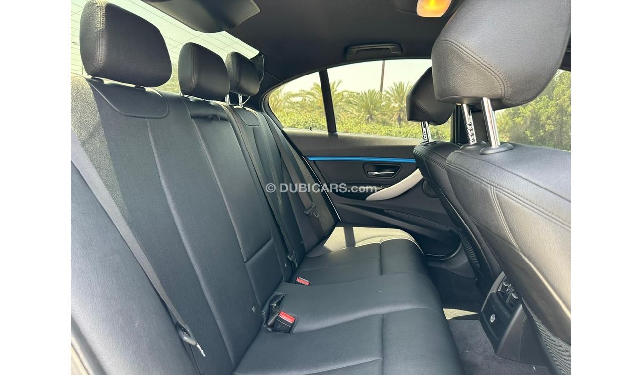 بي أم دبليو 320 Std BMW 320I  موديل 2017 مواصفات يابانية بحالة ممتازة