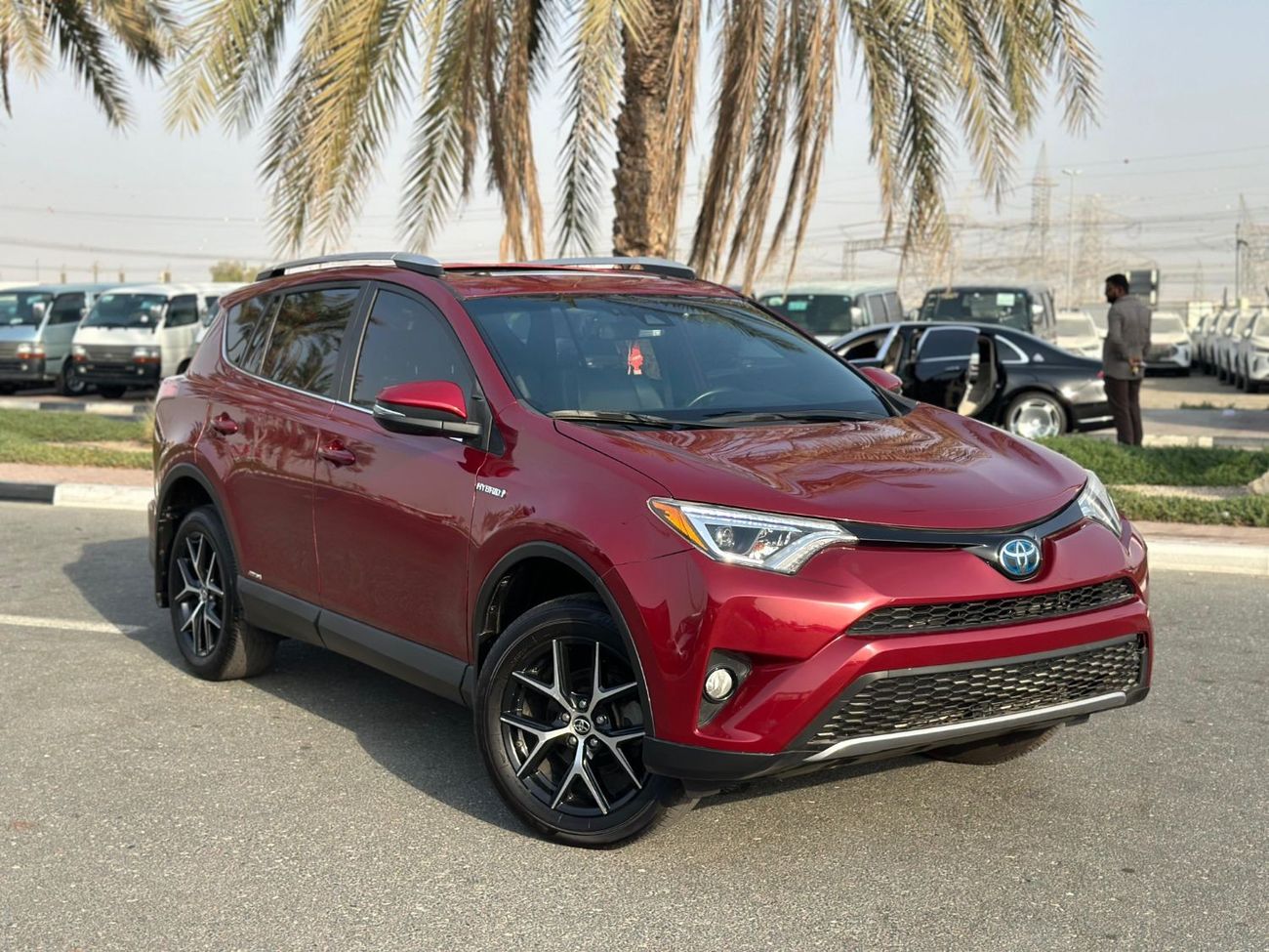 Used TOYOTA RAV4 SE Hybrid 2018 FULL OPTION 2018 for sale in Dubai - 764836