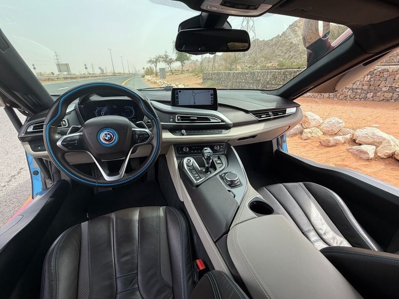 بي أم دبليو i8 STD