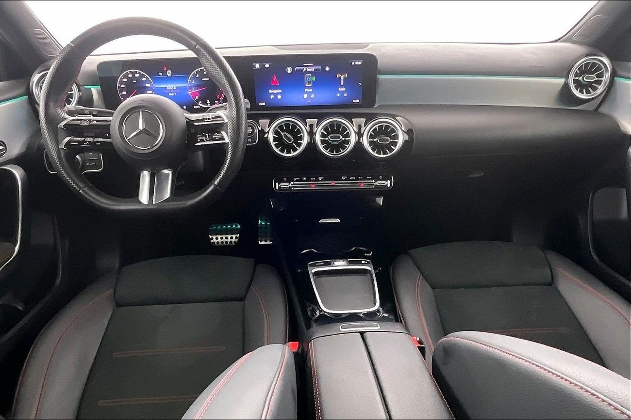 Mercedes-Benz A 200 Premium | National Day Celebration | Guaranteed Warranty | 0 Down Payment