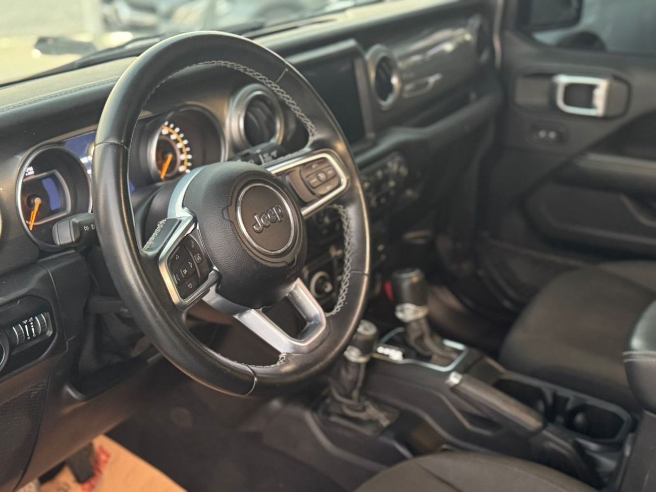 جيب رانجلر Sahara 3.6L A/T (5 Seater)