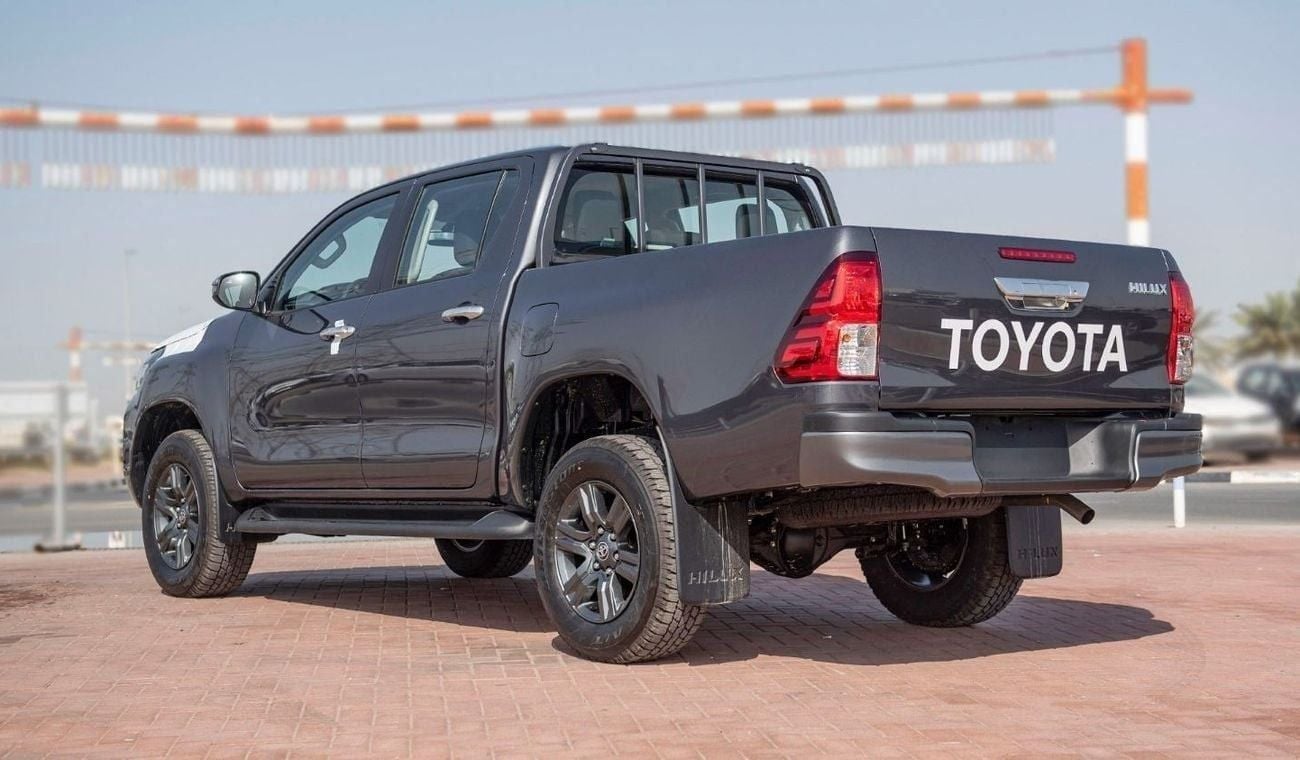 تويوتا هيلوكس TOYOTA HILUX 2.4L MID OPTION A/T MY2025 FOR EXPORT