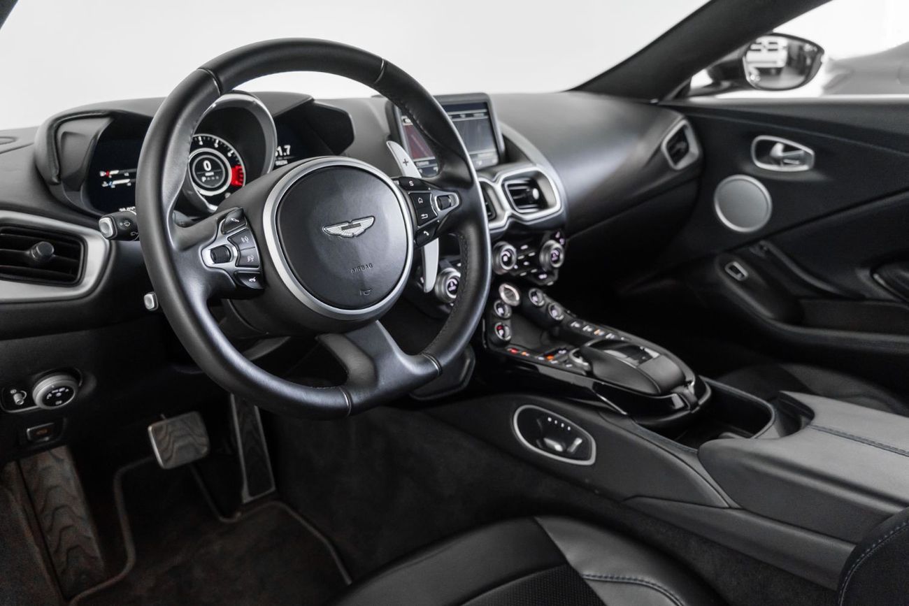 Aston Martin Vantage 2019 Aston Martin Vantage / Full PPF / Full History / Warranty