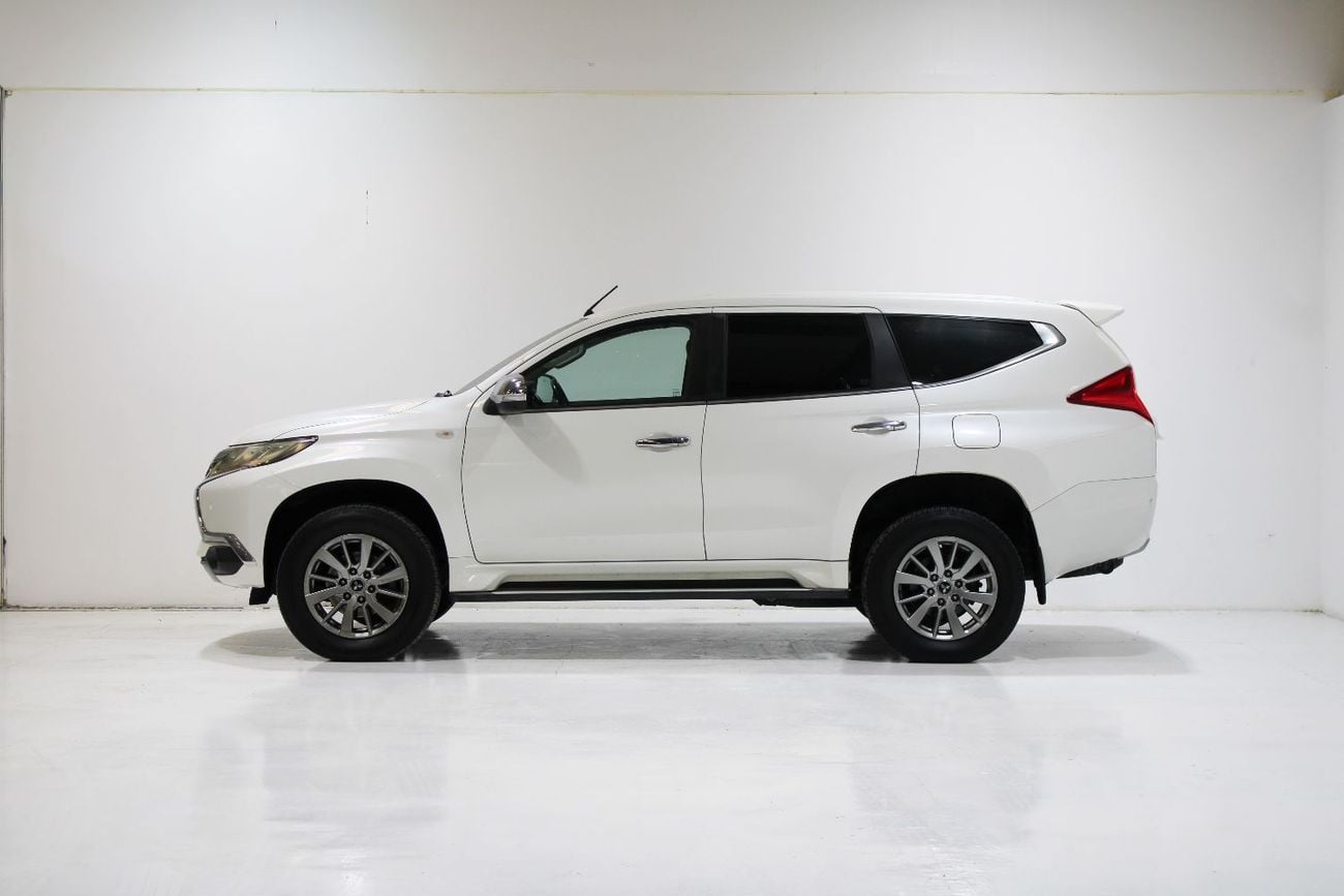 Mitsubishi Montero Sport GLS Premium 3.0L (7 Seater)