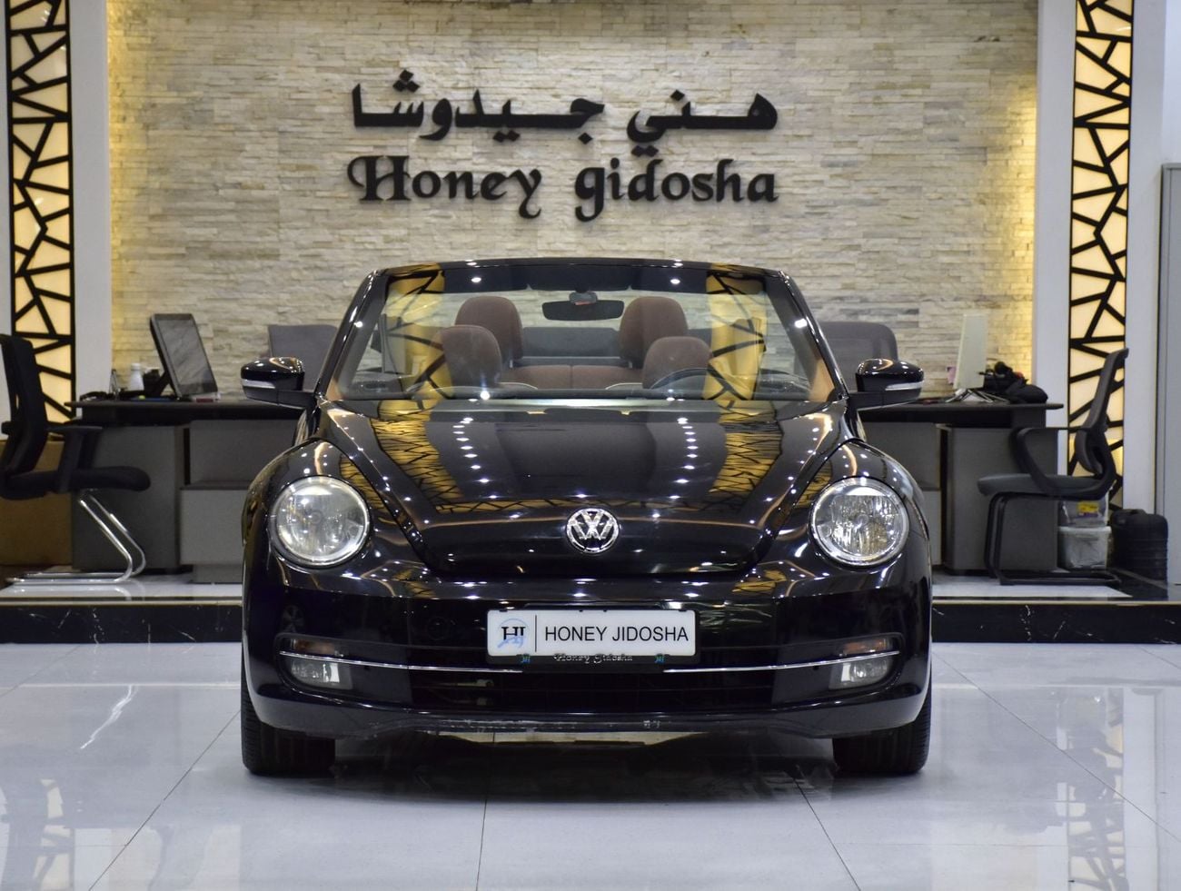 فولكس واجن بيتيل EXCELLENT DEAL for our Volkswagen Beetle Convertible ( 2017 Model ) in Black Color American Specs
