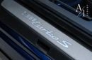 بورش 911 Turbo S 3.8L (645 HP) Convertible