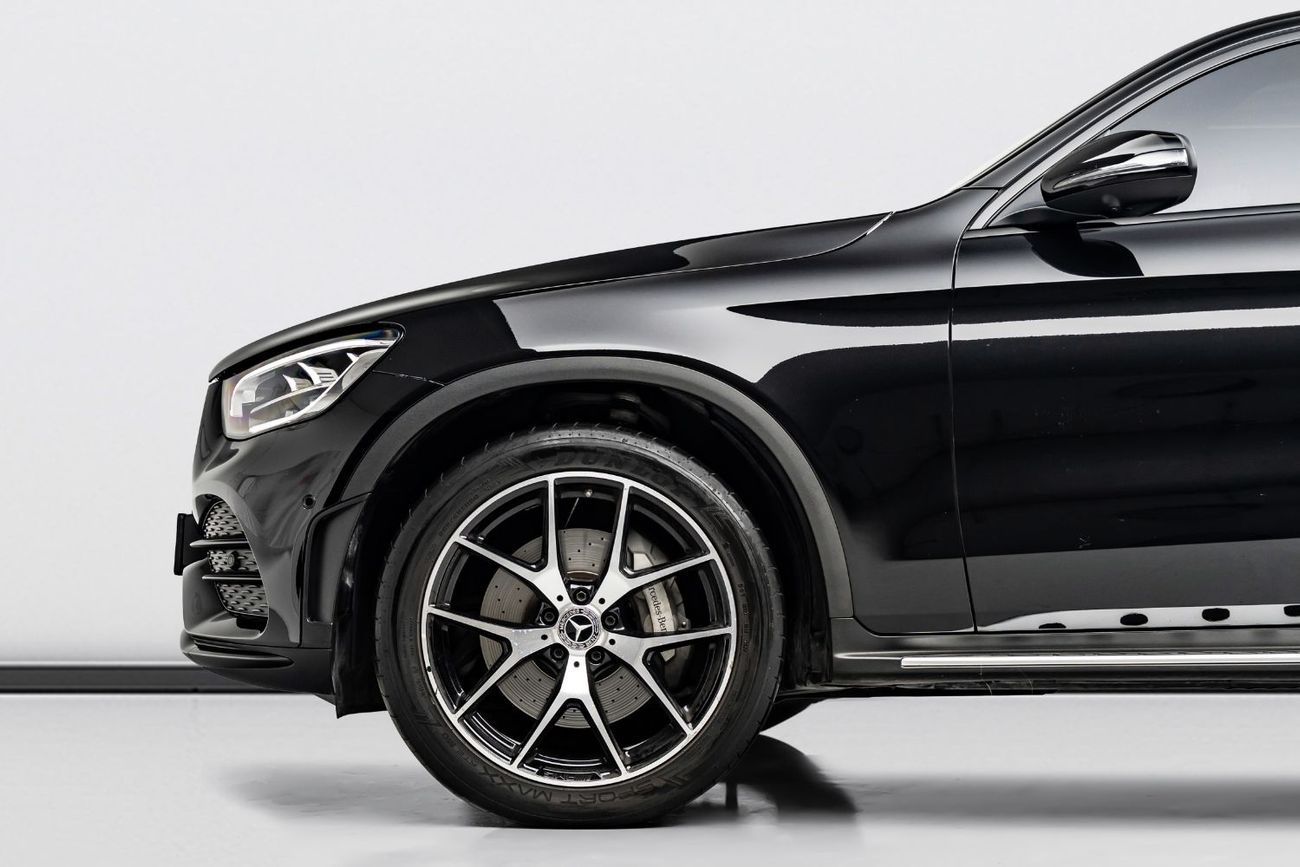 Mercedes-Benz GLC 300 4Matic 2023 Mercedes GLC 300 Coupe, 2027 Mercedes Warranty, Full Service History, Low KMs, GCC
