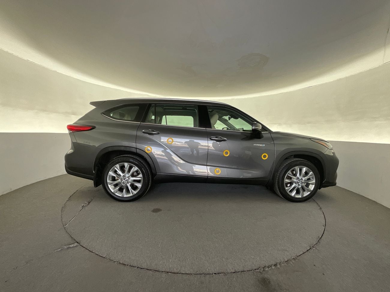 Toyota Highlander 2.5 VXR HEV 4WD CVT AUTO | Guaranteed Warranty | 0 Down Payment